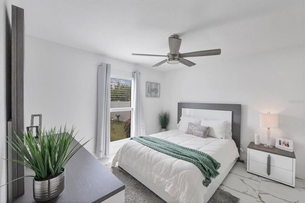 Activo con contrato: $399,900 (4 camas, 2 baños, 2238 Pies cuadrados)