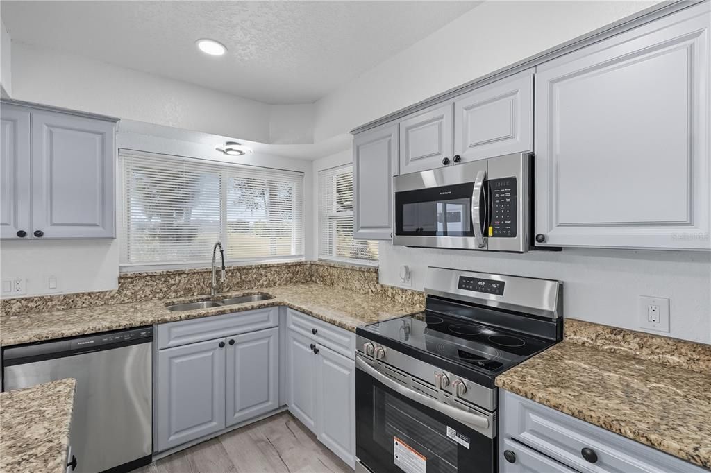 Active With Contract: $349,000 (4 beds, 2 baths, 1660 Square Feet)