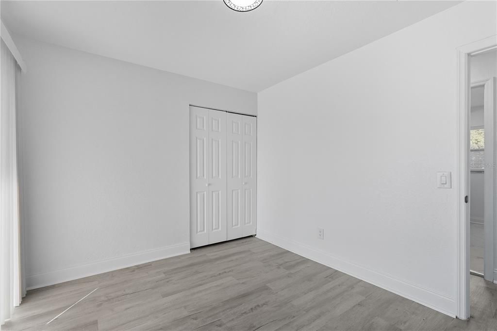 Active With Contract: $349,000 (4 beds, 2 baths, 1660 Square Feet)