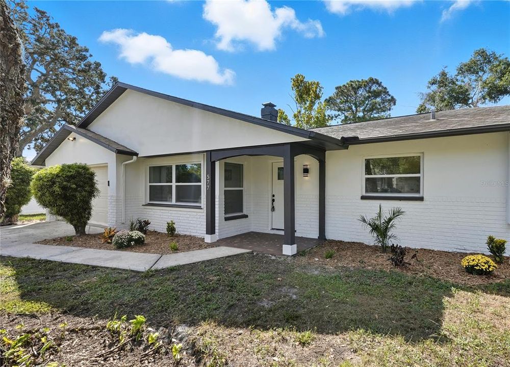 Active With Contract: $349,000 (4 beds, 2 baths, 1660 Square Feet)