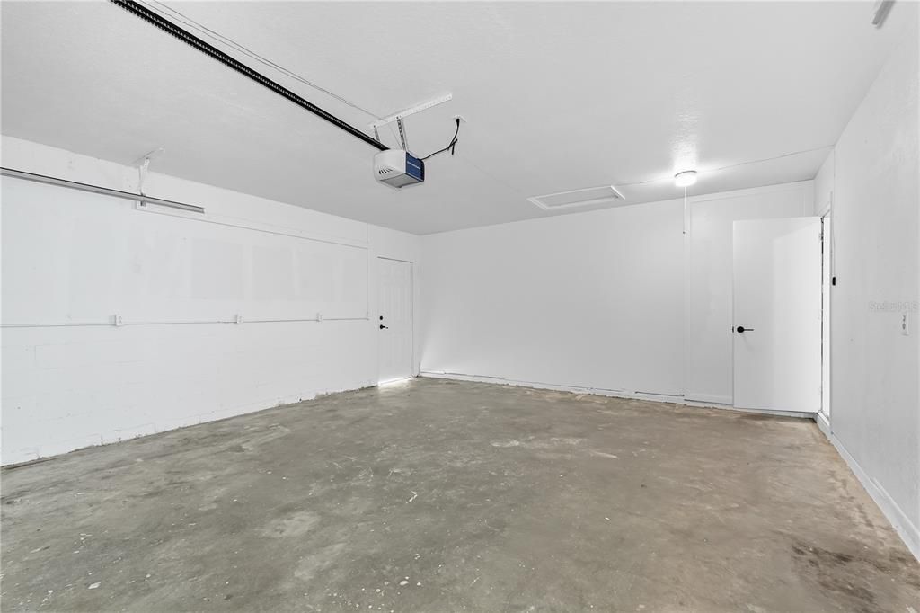 Active With Contract: $349,000 (4 beds, 2 baths, 1660 Square Feet)