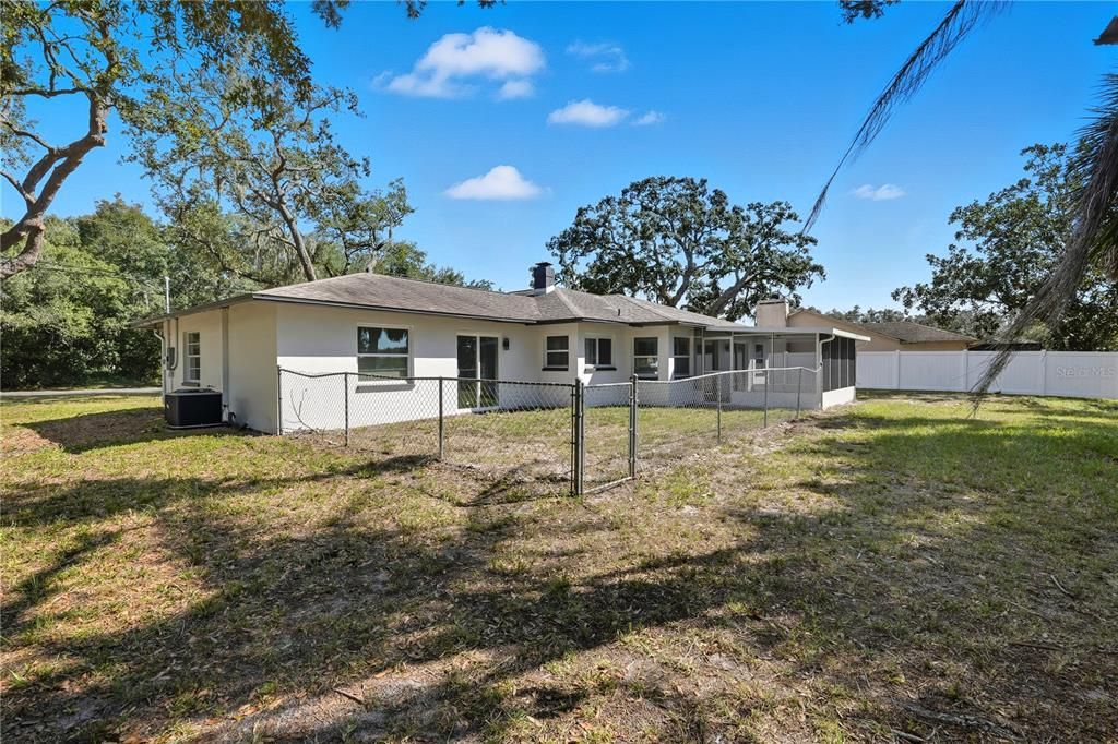 Active With Contract: $349,000 (4 beds, 2 baths, 1660 Square Feet)