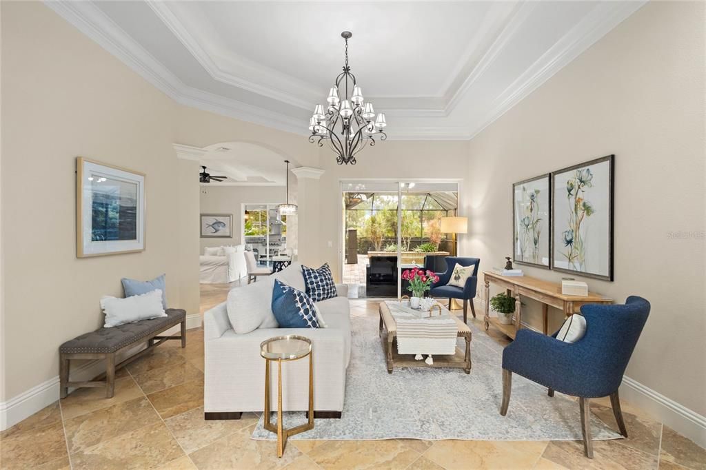 Под контрактом: $1,425,000 (4 спален, 5 ванн, 3784 Квадратных фут)