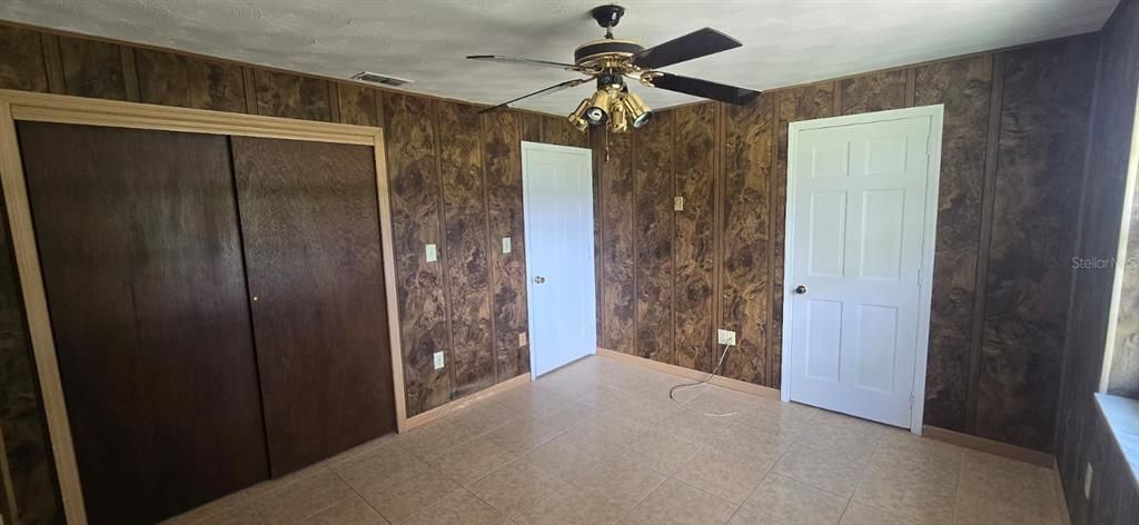 For Rent: $1,950 (3 beds, 3 baths, 1743 Square Feet)