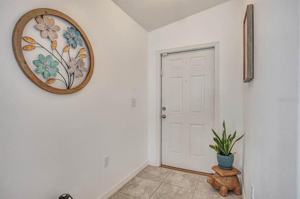 For Rent: $2,300 (4 beds, 2 baths, 1850 Square Feet)