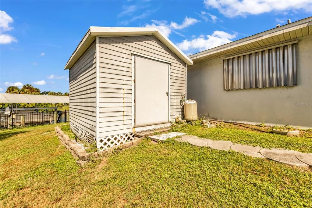 For Sale: $549,000 (3 beds, 2 baths, 1883 Square Feet)