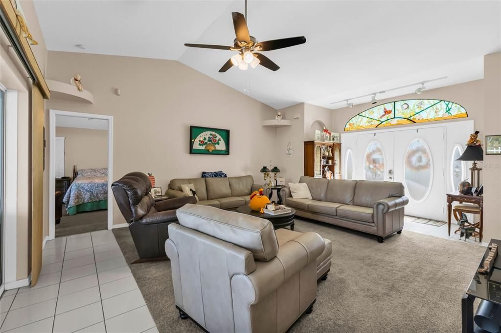 For Sale: $549,000 (3 beds, 2 baths, 1883 Square Feet)