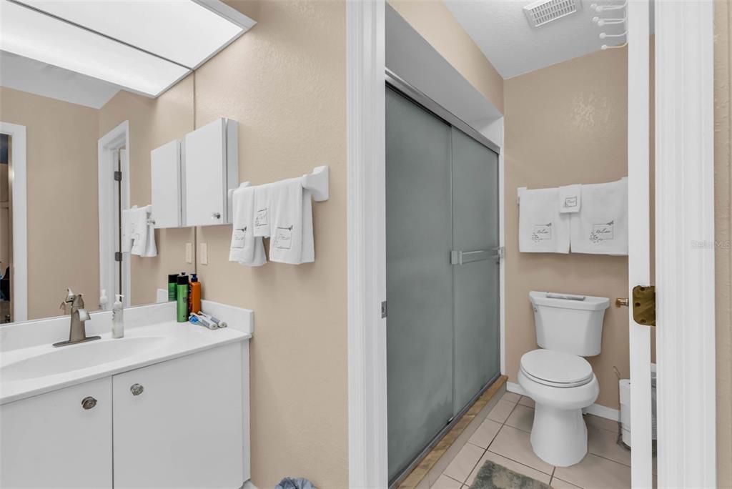 For Sale: $549,000 (3 beds, 2 baths, 1883 Square Feet)