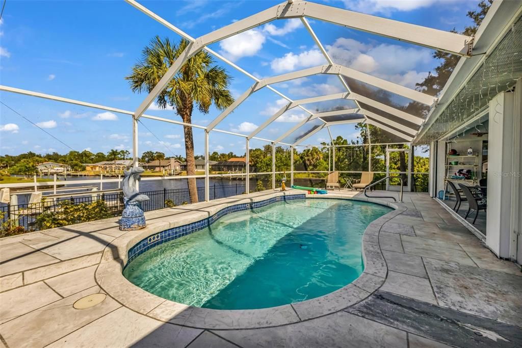 For Sale: $549,000 (3 beds, 2 baths, 1883 Square Feet)