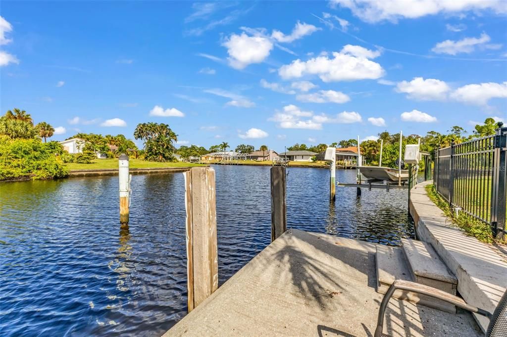 For Sale: $549,000 (3 beds, 2 baths, 1883 Square Feet)