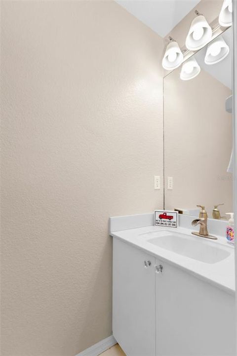 For Sale: $549,000 (3 beds, 2 baths, 1883 Square Feet)