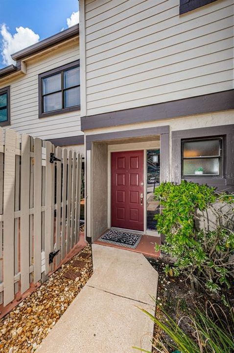 待售: $319,900 (2 贝兹, 2 浴室, 1200 平方英尺)