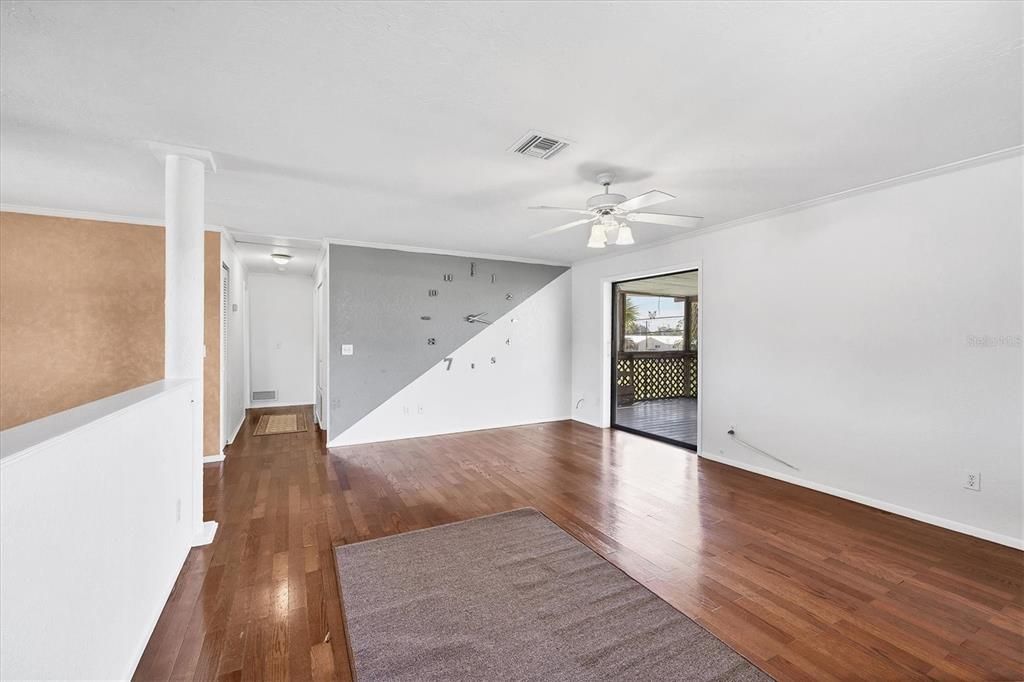 For Sale: $1,270,000 (9 beds, 0 baths, 1599 Square Feet)