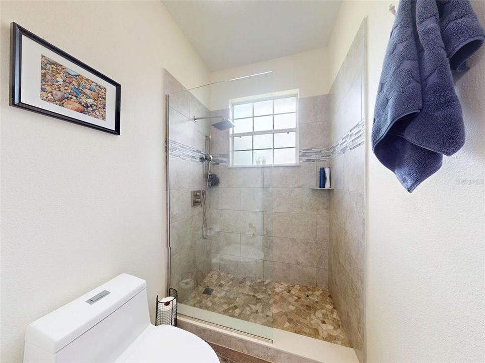 Active With Contract: $580,000 (3 beds, 2 baths, 1950 Square Feet)