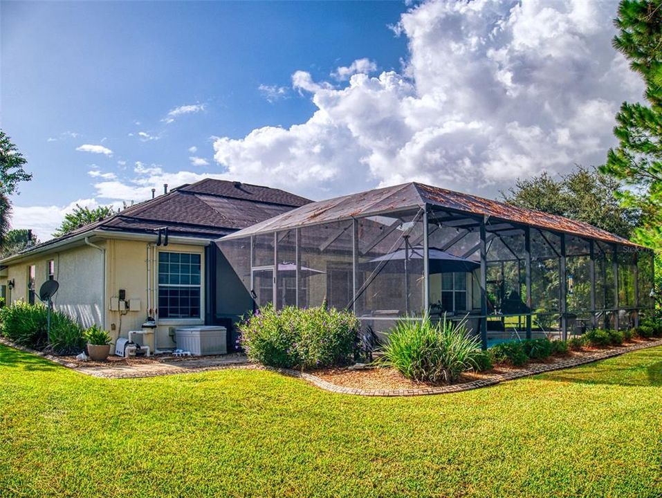 Active With Contract: $580,000 (3 beds, 2 baths, 1950 Square Feet)