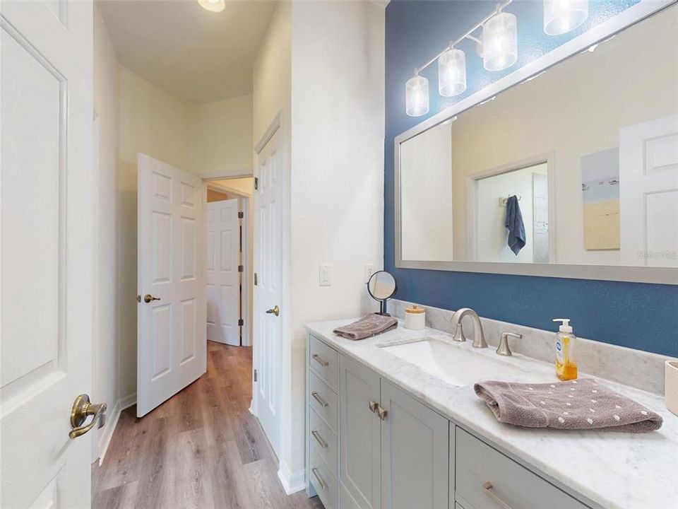 Active With Contract: $580,000 (3 beds, 2 baths, 1950 Square Feet)