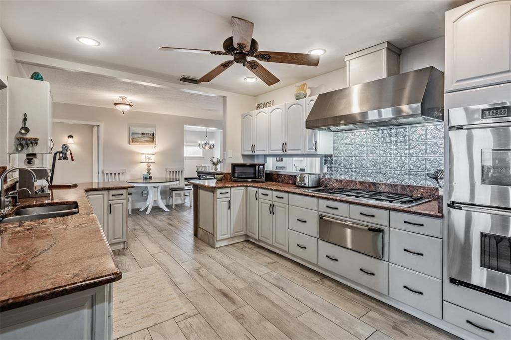 For Sale: $2,699,500 (4 beds, 4 baths, 4163 Square Feet)