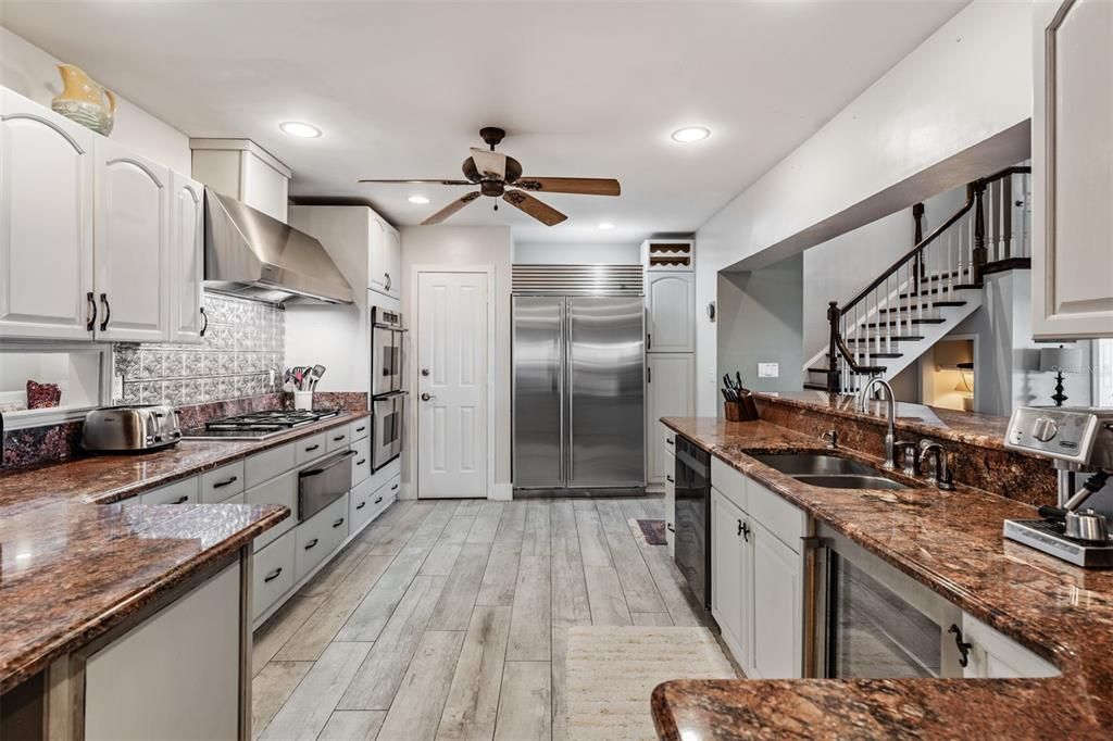 For Sale: $2,699,500 (4 beds, 4 baths, 4163 Square Feet)