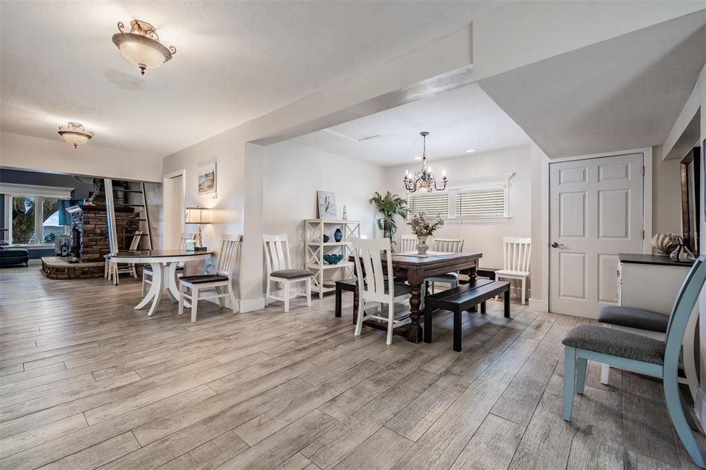 For Sale: $2,699,500 (4 beds, 4 baths, 4163 Square Feet)