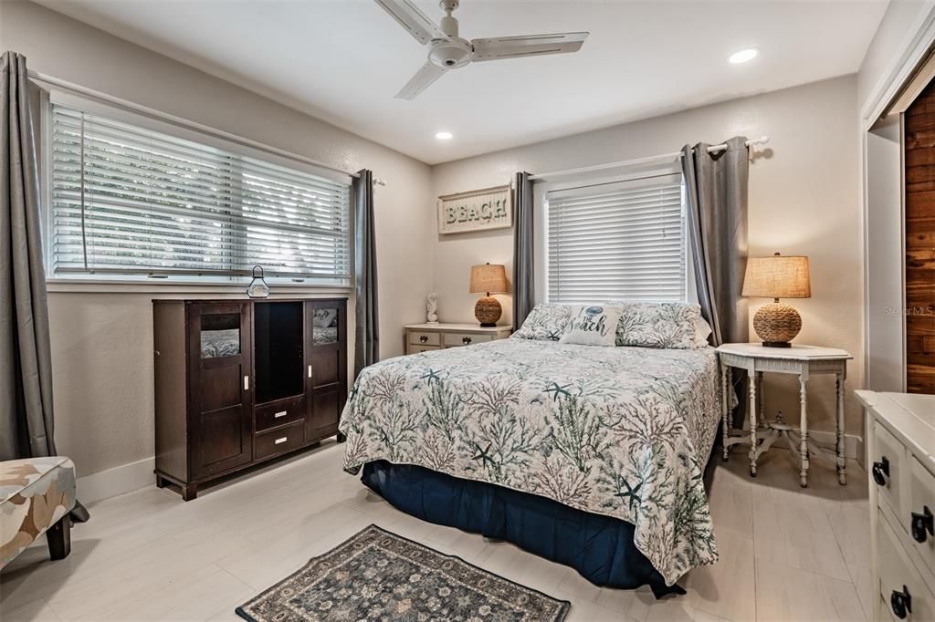 For Sale: $2,699,500 (4 beds, 4 baths, 4163 Square Feet)