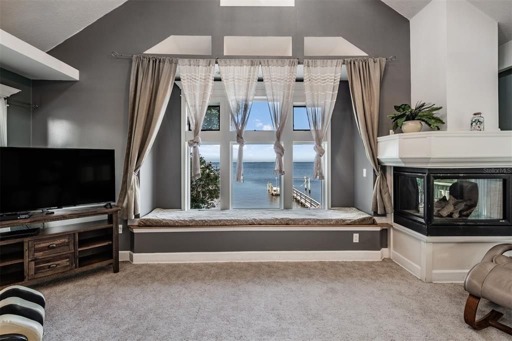 For Sale: $2,699,500 (4 beds, 4 baths, 4163 Square Feet)