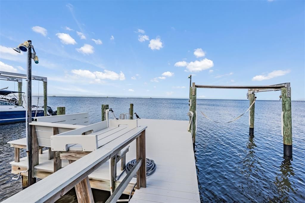 For Sale: $2,699,500 (4 beds, 4 baths, 4163 Square Feet)