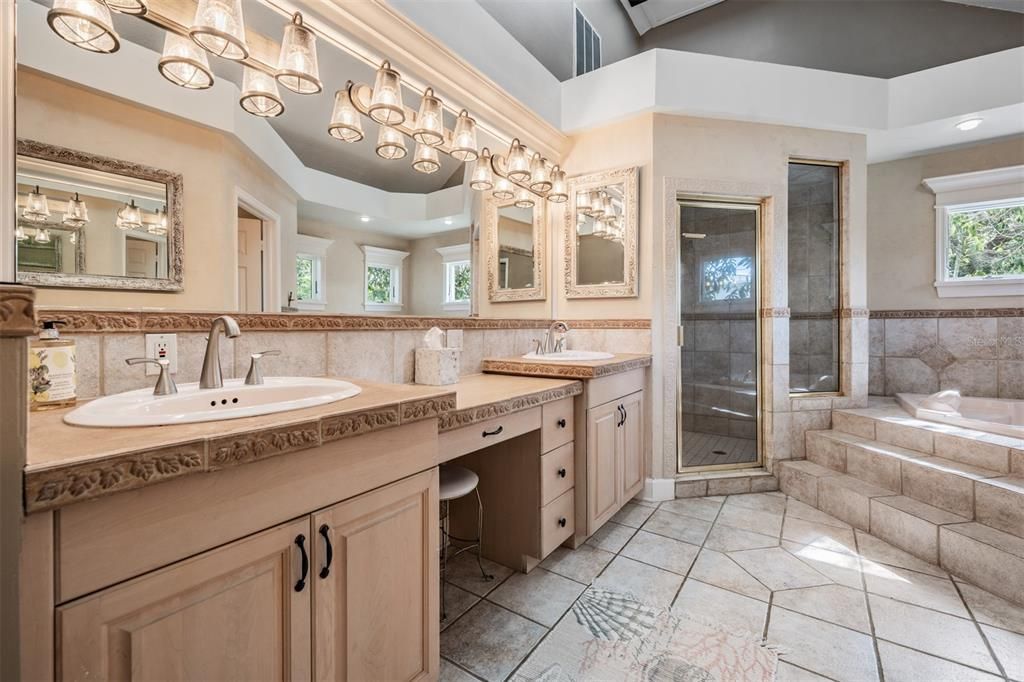 For Sale: $2,699,500 (4 beds, 4 baths, 4163 Square Feet)