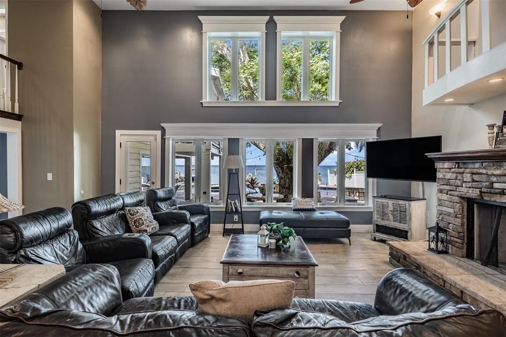 For Sale: $2,699,500 (4 beds, 4 baths, 4163 Square Feet)