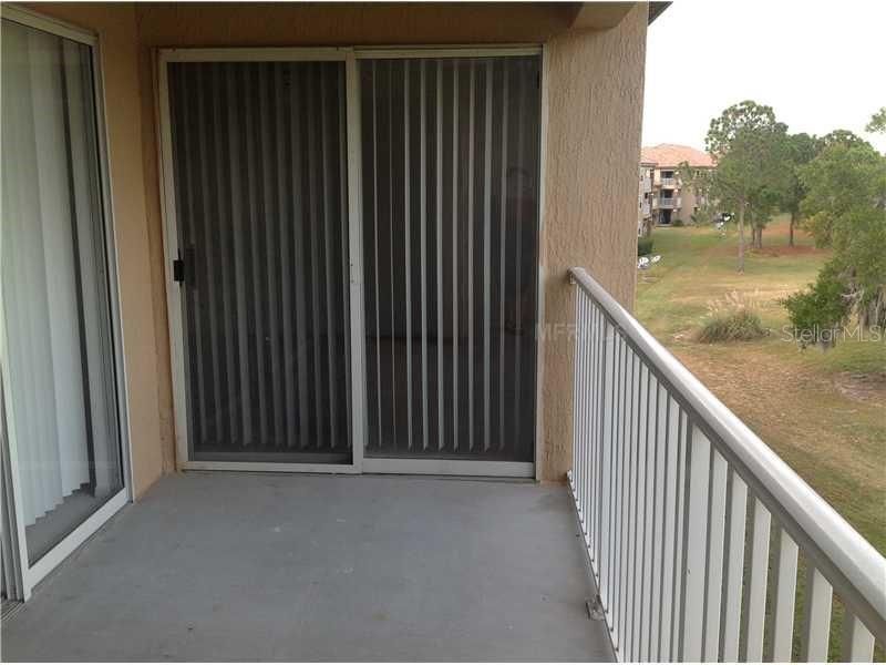 Activo con contrato: $1,499 (2 camas, 2 baños, 1160 Pies cuadrados)