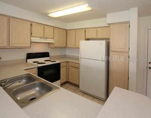 Activo con contrato: $1,499 (2 camas, 2 baños, 1160 Pies cuadrados)