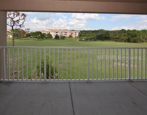 Activo con contrato: $1,499 (2 camas, 2 baños, 1160 Pies cuadrados)