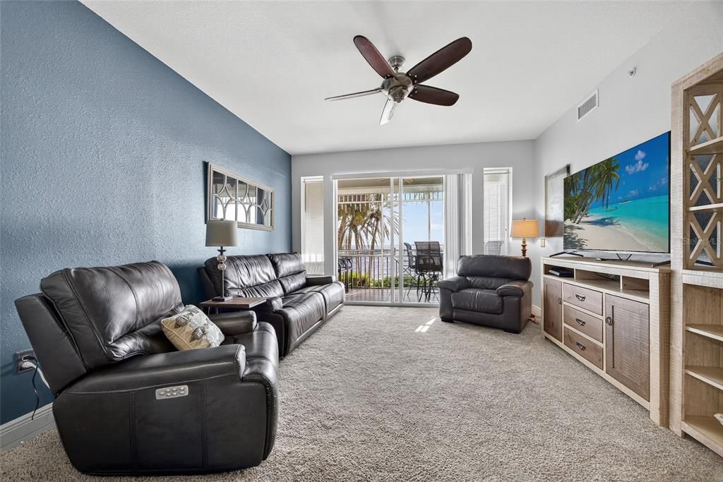 待售: $399,000 (3 贝兹, 2 浴室, 1759 平方英尺)