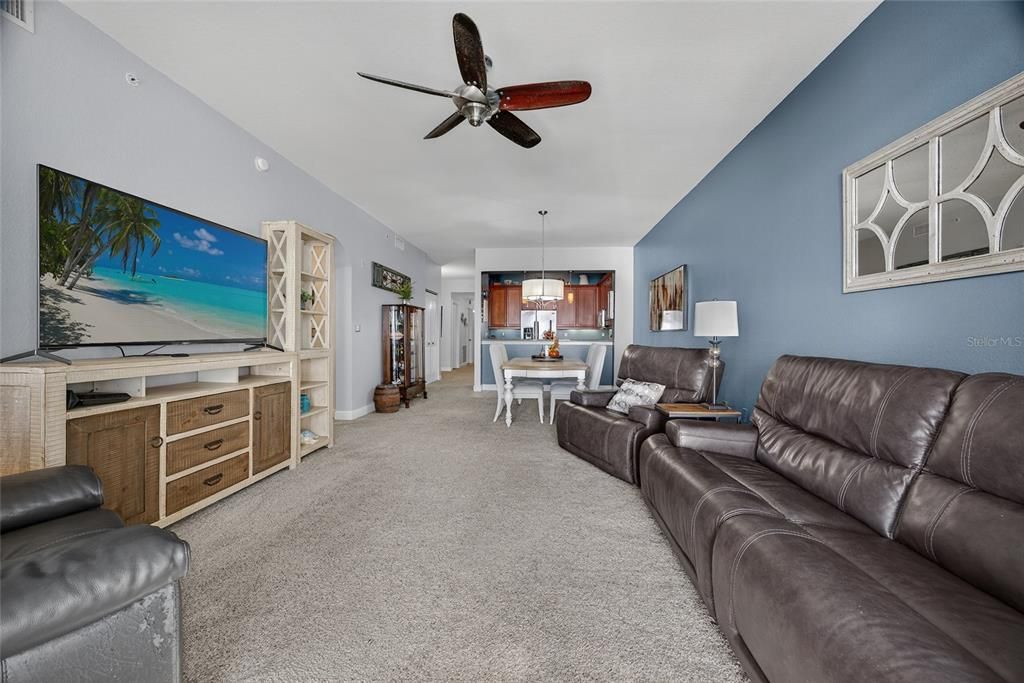 待售: $399,000 (3 贝兹, 2 浴室, 1759 平方英尺)