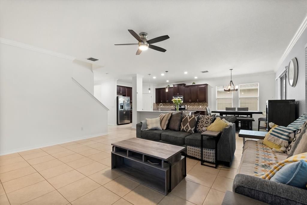 For Sale: $719,000 (5 beds, 3 baths, 3152 Square Feet)