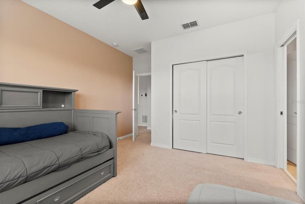 For Sale: $719,000 (5 beds, 3 baths, 3152 Square Feet)