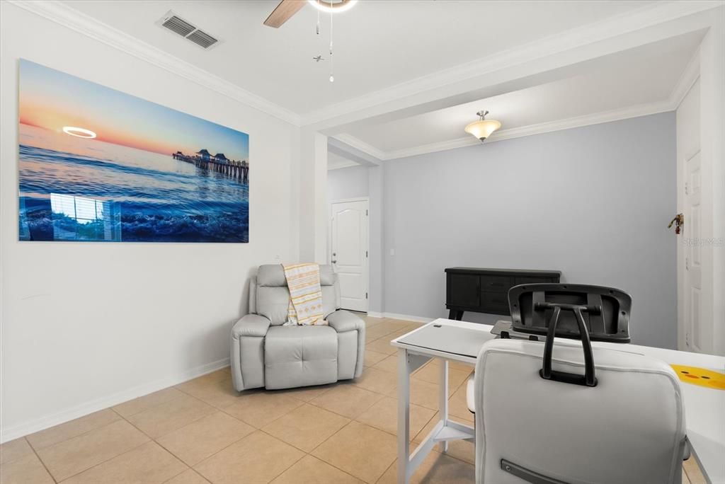 For Sale: $719,000 (5 beds, 3 baths, 3152 Square Feet)