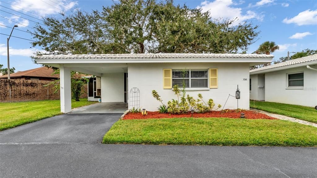 待售: $110,000 (1 贝兹, 1 浴室, 812 平方英尺)