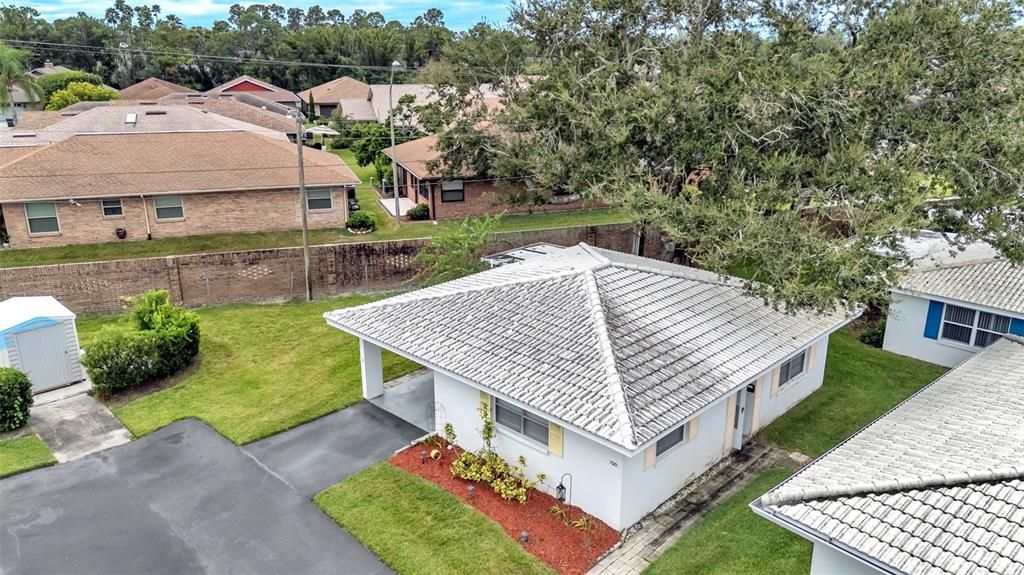 待售: $110,000 (1 贝兹, 1 浴室, 812 平方英尺)