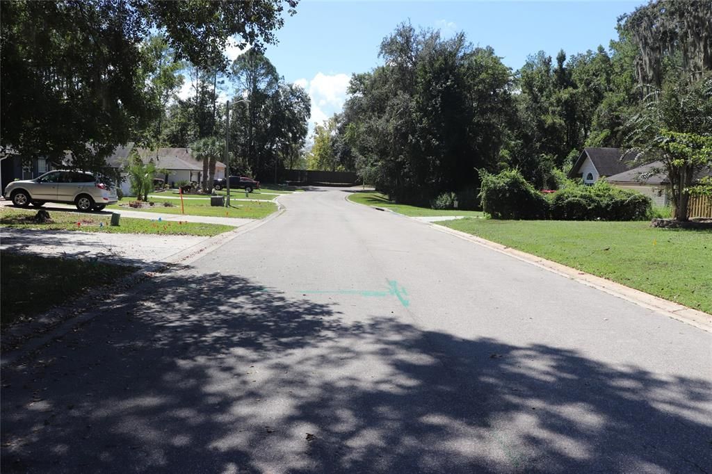 Active With Contract: $214,900 (3 beds, 2 baths, 1565 Square Feet)