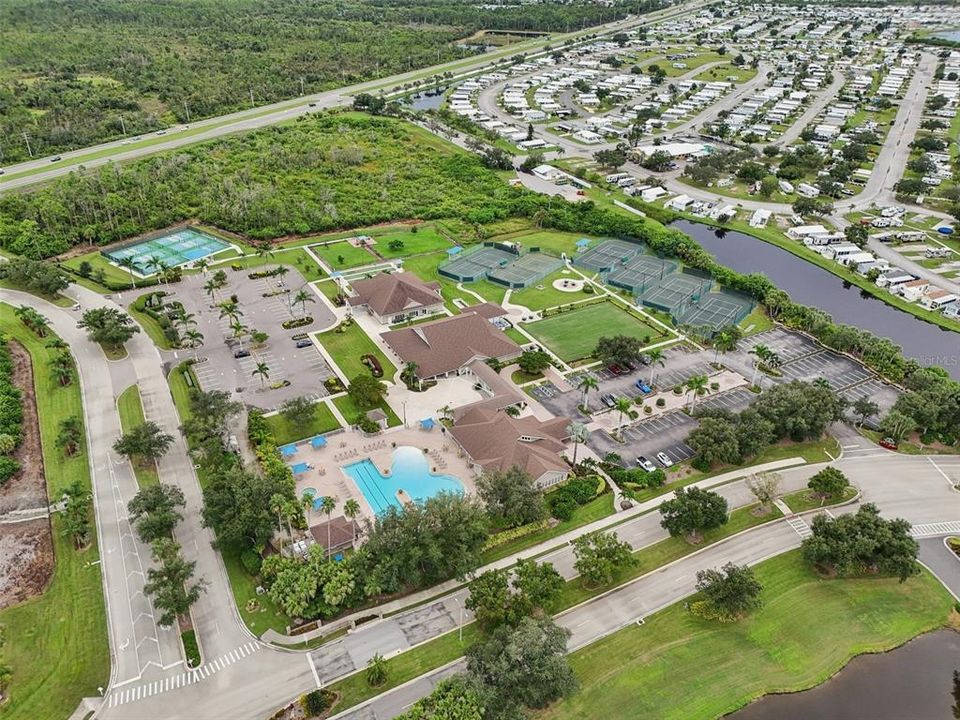 待售: $600,000 (3 贝兹, 2 浴室, 2049 平方英尺)