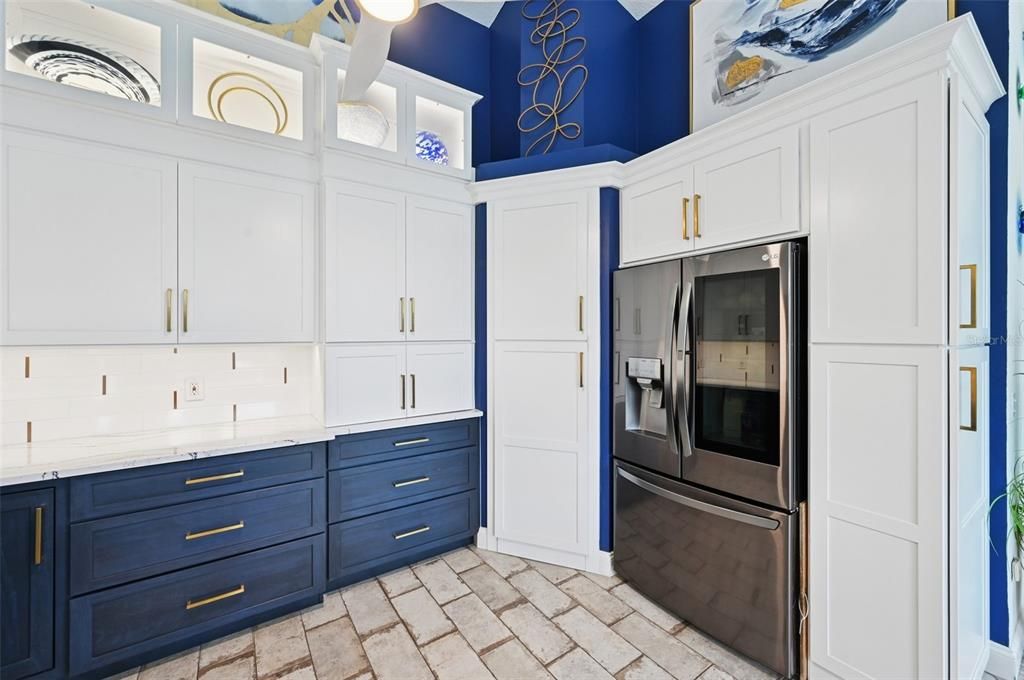 待售: $600,000 (3 贝兹, 2 浴室, 2049 平方英尺)