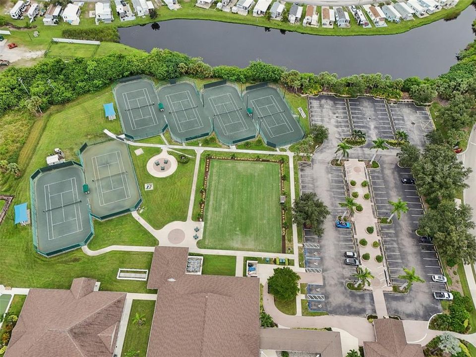 待售: $600,000 (3 贝兹, 2 浴室, 2049 平方英尺)