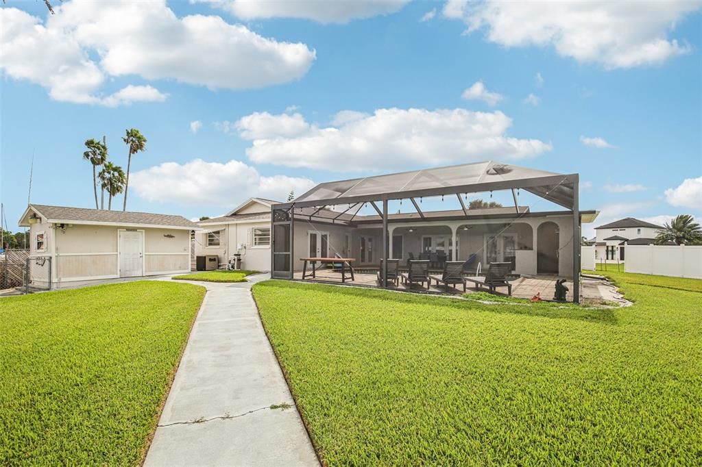 En Venta: $799,900 (4 camas, 2 baños, 2394 Pies cuadrados)