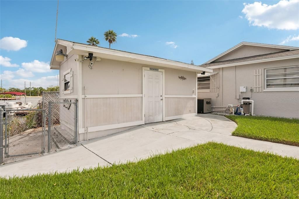 En Venta: $799,900 (4 camas, 2 baños, 2394 Pies cuadrados)