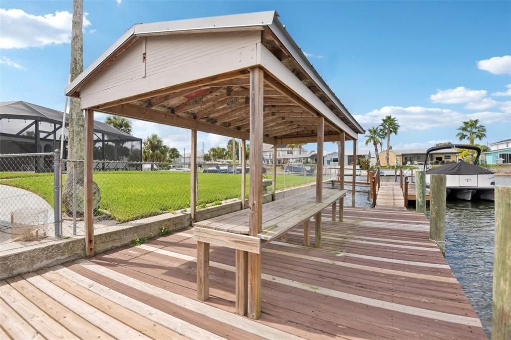 En Venta: $799,900 (4 camas, 2 baños, 2394 Pies cuadrados)