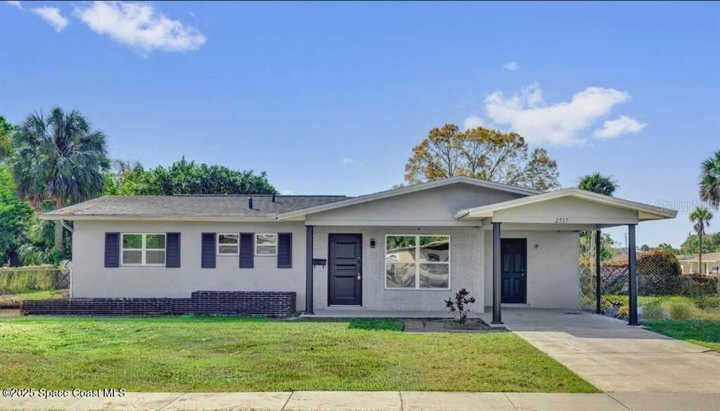 Recently Sold: $265,000 (3 beds, 1 baths, 1038 Square Feet)