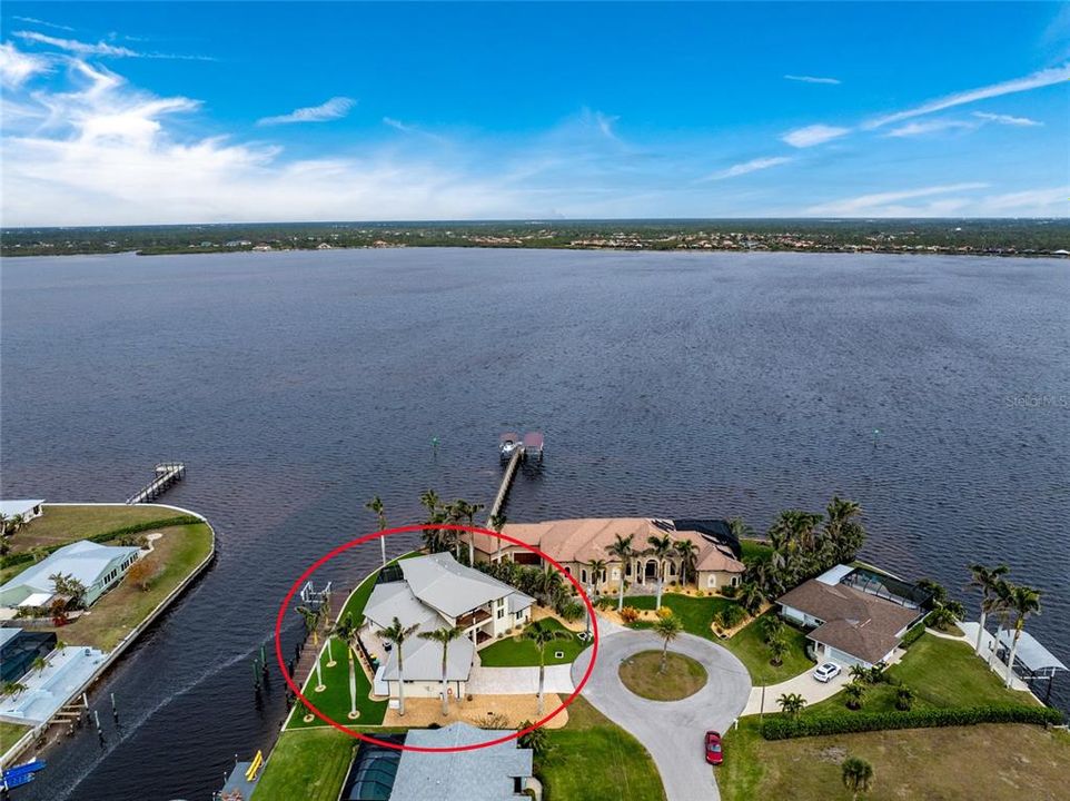 На продажу: $1,200,000 (4 спален, 3 ванн, 4124 Квадратных фут)