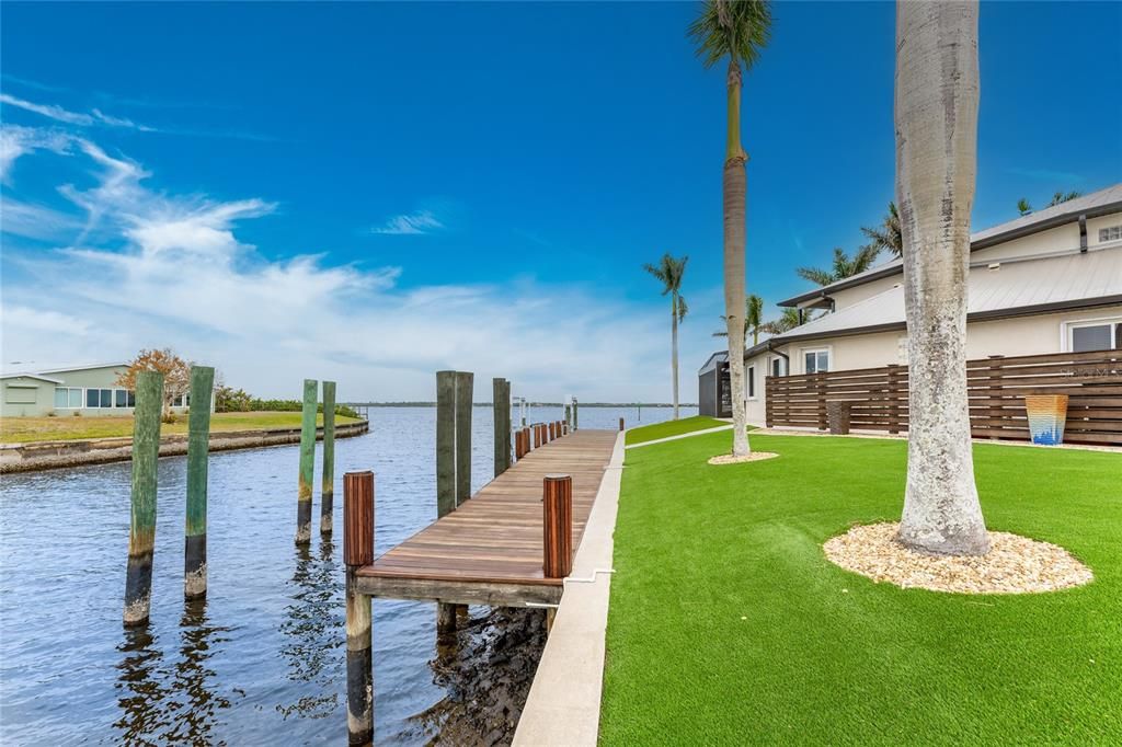 На продажу: $1,200,000 (4 спален, 3 ванн, 4124 Квадратных фут)