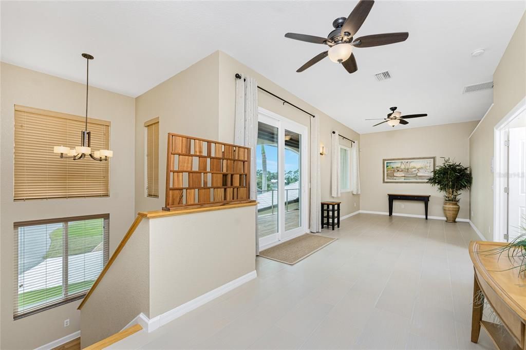 На продажу: $1,200,000 (4 спален, 3 ванн, 4124 Квадратных фут)