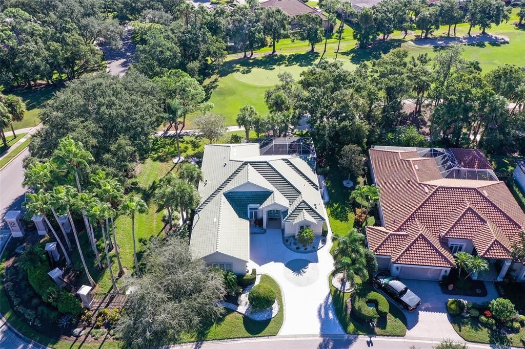 Active With Contract: $659,900 (2 beds, 2 baths, 2548 Square Feet)